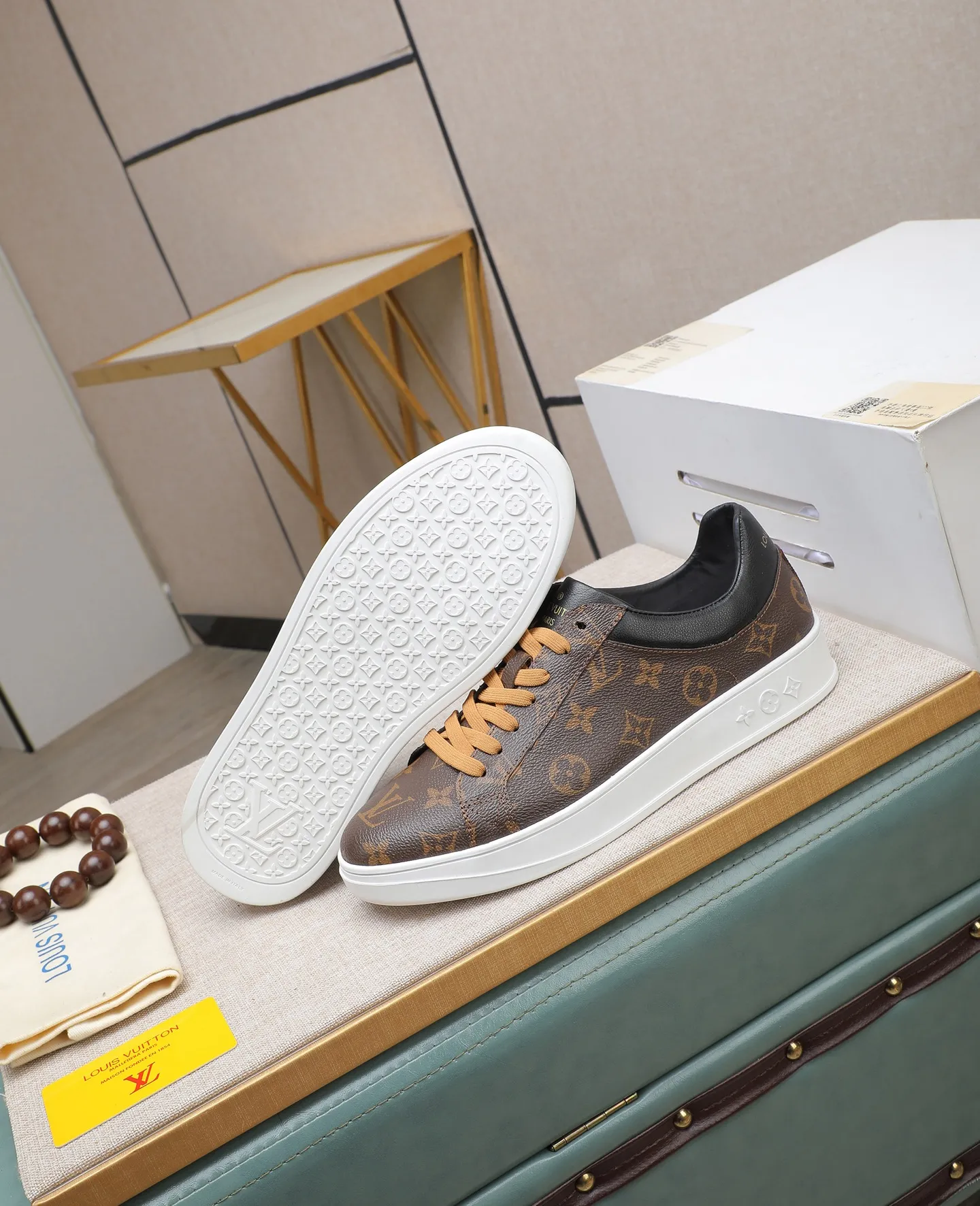 Men's shoes 💰420 📛📛(Niuli) high-end [LOUIS VUITTON】Louis Vuitton official website synchronizes new products👟Milan fashion catwalk style🇰🇾🇰🇾LV house logo, celebrity style, a must-have for fashionistas⚠️First-layer calfskin➕Cowhide lining➕Official website original original outsole👞Number 38-44